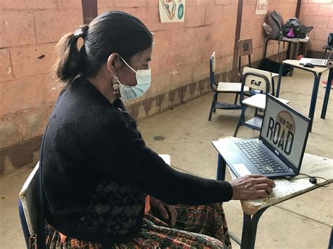 #WomenThatInspireUs From The Digital Community Centers In Guatemala