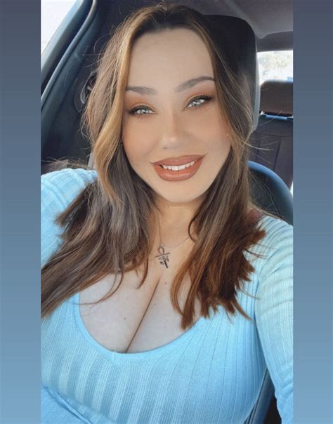 Romi Chase on Twitter: "Last chance to vote for me in the avn awards