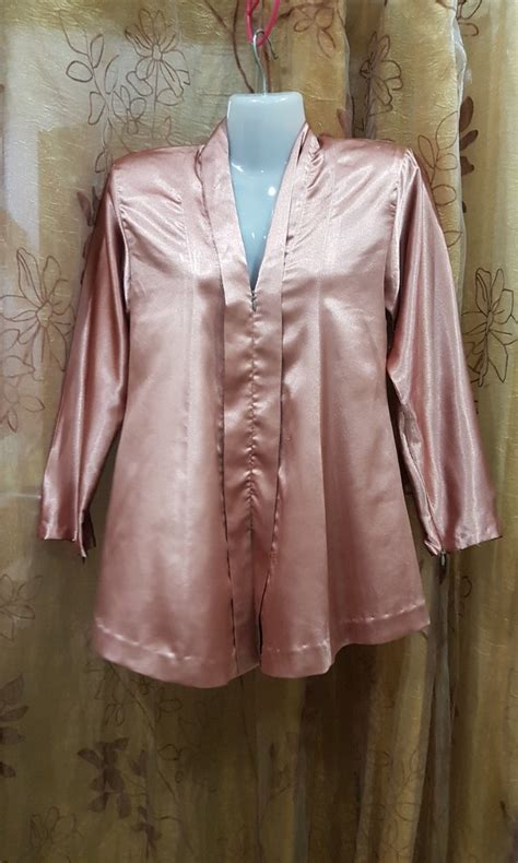 Baju kebaya pendek kain satin, Women's Fashion, Dresses & Sets ...