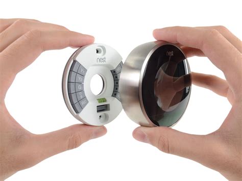 Разборка Nest Learning Thermostat 2-го поколения