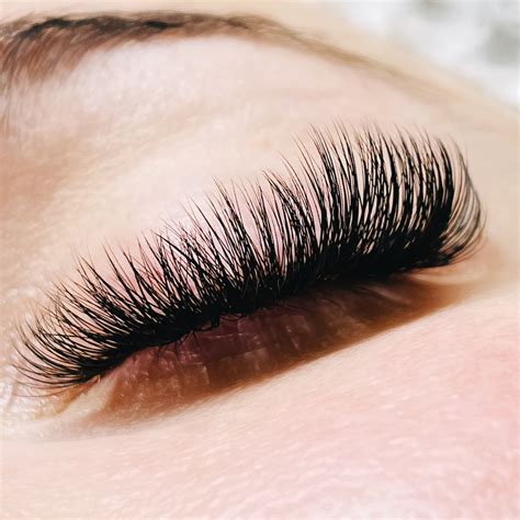 Lash Infills in 3 weeks - Eyelash Extensions - Aleen Permanent ...