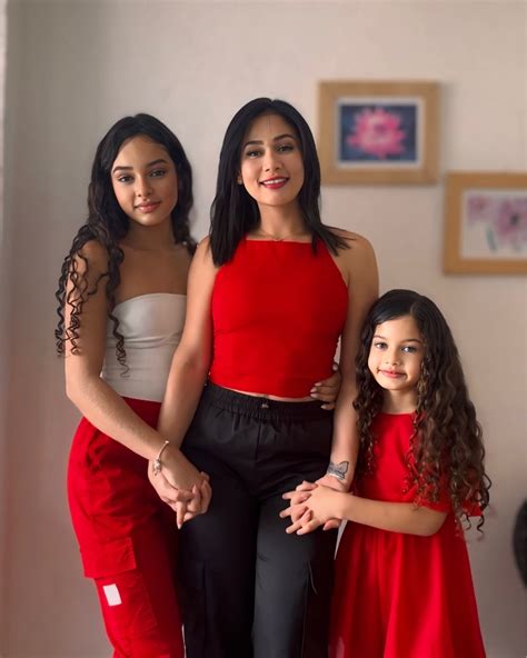 Mayara Rodrigues (@mayaralrodrigues_) • Instagram photos and videos