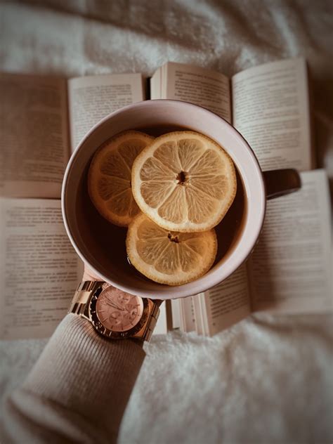 Книги чай эстетика | Cute patterns wallpaper, Cozy aesthetic ...