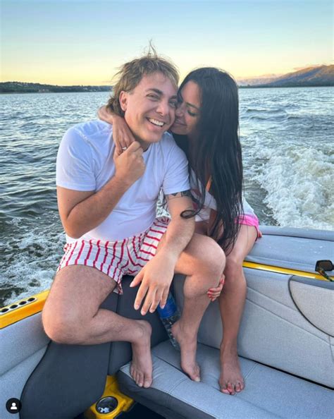 Cristián Castro sorprende al compartir la primera foto junto a su nueva