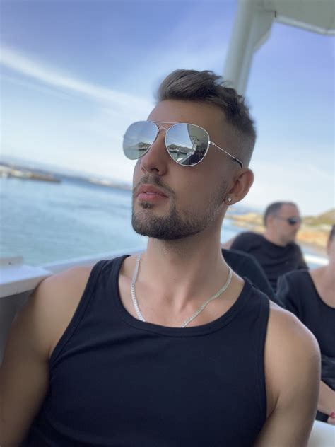 Dimitrixxl, Swedish Male escort in Hong Kong