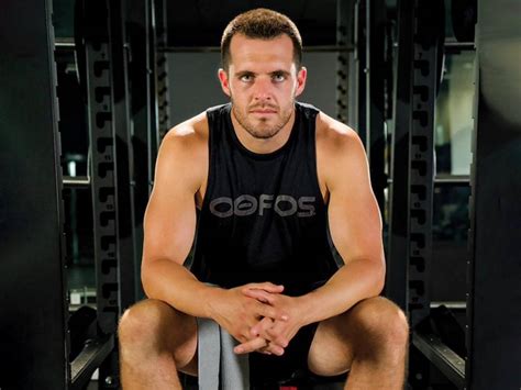 Derek Carr Contract Details: Get a clear insight into the salary ...