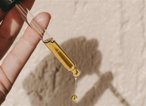 Natural Waterless Skincare: Oils, Balms & Powders | SenSpa