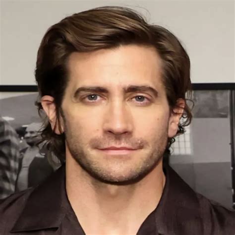 Famosos con barba que se ven diferentes sin ella