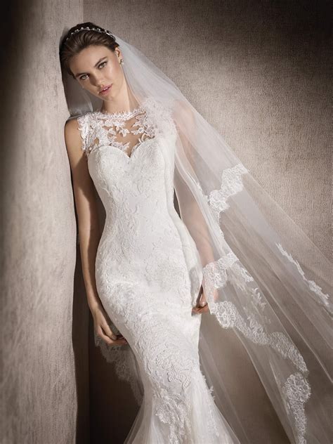 monet (St. Patrick) | PreOwned Wedding Dresses