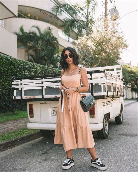Vestido Longo E Tenis - Como usar vestido longo com tênis no verão | Classy outfits, Fashion ...