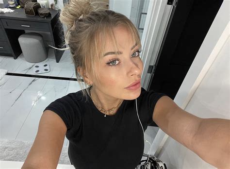 You Won't Believe How Corinna Kopf Handled the Nude Leak - no3kcxs