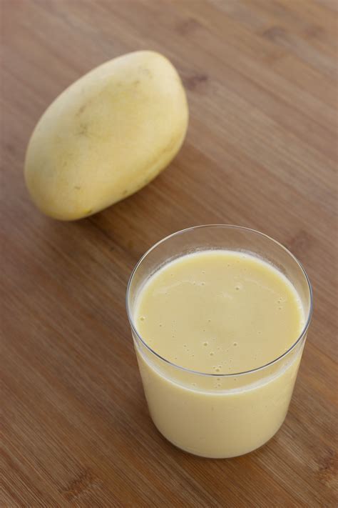 Mango Smoothie – Ice Blended Mango – Ma Recipes