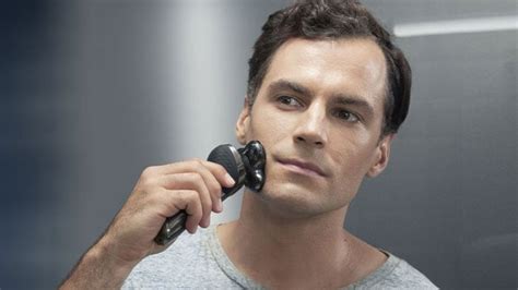 Series 9000 Electric Shaver | Philips