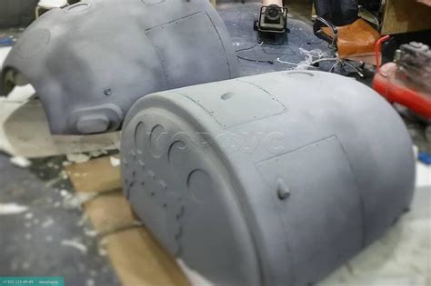 Полноразмерный муляж спускаемого аппарата выполненного из пенопласта.