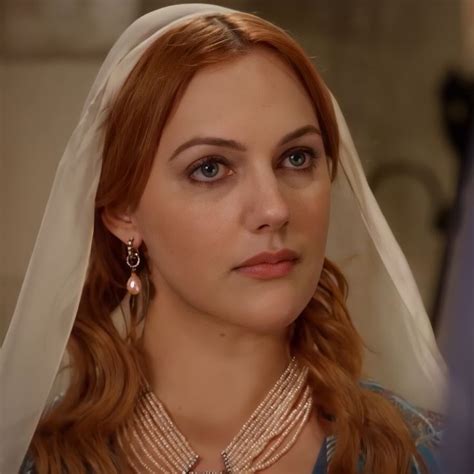 hurrem sultan хюррем султан | Знаменитости, Наряды