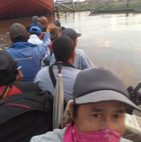 Boutine L.A. - Dynamic duo💗💛 wearing @boutinela Bikini Tops x Chic 80’s