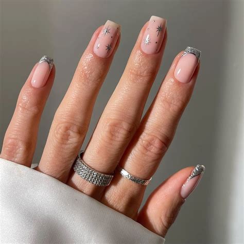 Idee Unghie Capodanno 2025 - 25 Nail Art da Copiare