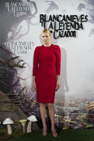 Charlize Theron Cocktail Dress | Charlize theron, Dress, Charlize ...