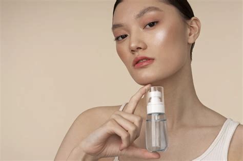 rekomendasi  setting spray lokal  makeup menempel seharian