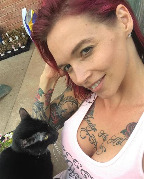 Anna Bell Peaks (@annabellpeaksxx) • Instagram photos and videos