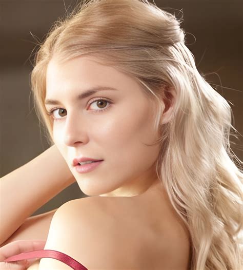 Nikki Monroe's Instagram, Twitter & Facebook on IDCrawl
