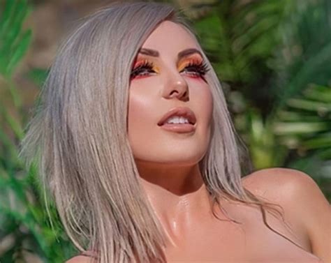The Unexpected Twist: Unmasking the Jessica Nigri OnlyFans Scandal - fk2uwm4