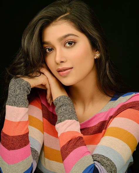 digangana suryavanshi   bollywood  session  father
