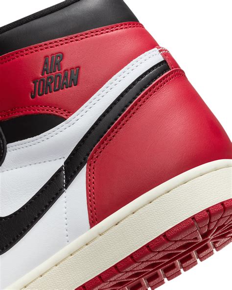 Air Jordan 1 High OG 'Black Toe' (DZ5485-106) Release Date. Nike SNKRS