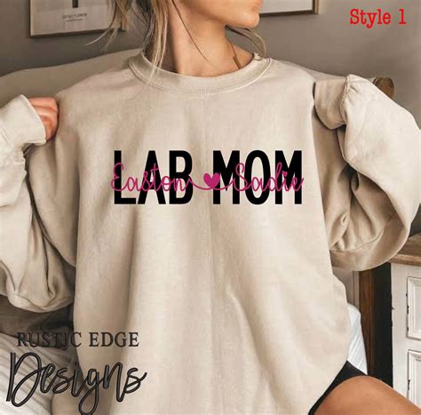 Personalized Dog Breed Mom – Rustic Edge Designs