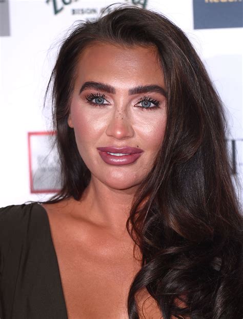 Lauren Goodger Towie / Ex-TOWIE star Lauren Goodger has sworn off men