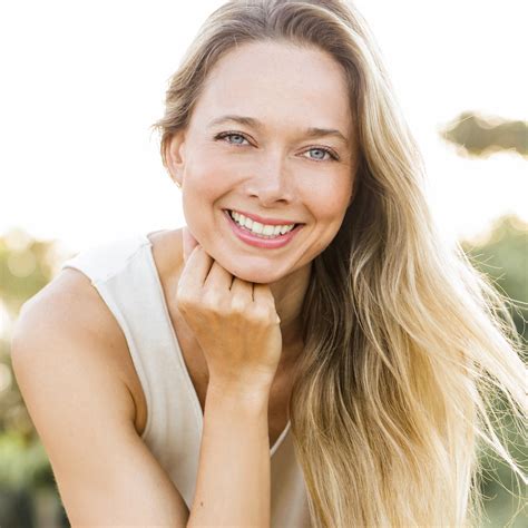 About - Amy Bell Online Yoga Teacher Private 1:1 Classes