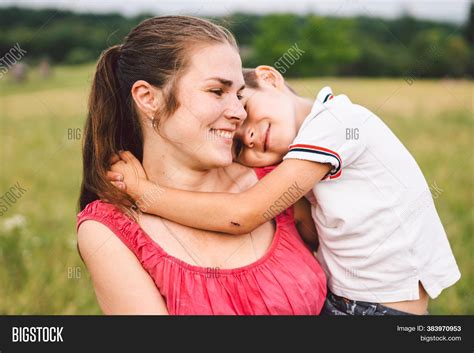 Mother Son Hugging Image & Photo (Free Trial) | Bigstock