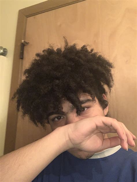 at the state where my dreads aren't develop, but they are enough to ...