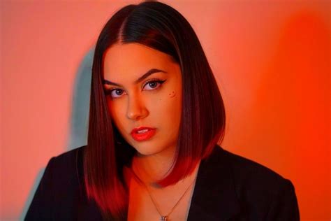 TEYA | artist & writer