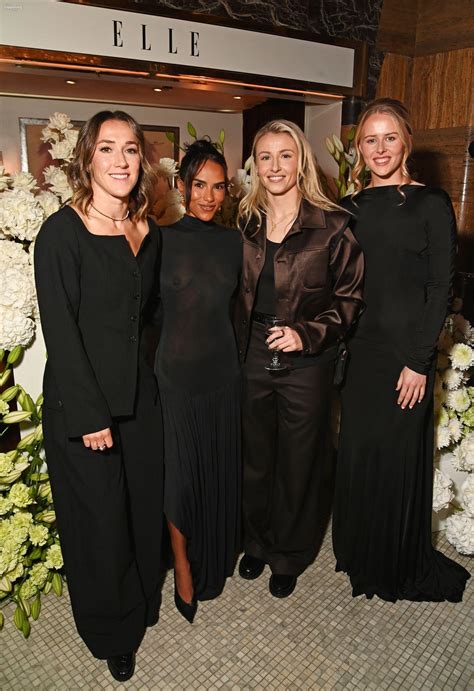 Saffron Hocking Flashes Her Nude Tits at the ELLE Style Awards 2025