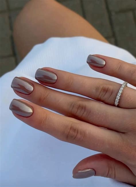 Top 34 Nude Chrome Nails 2024 – Embrace Elegance & Modern Nail Trends