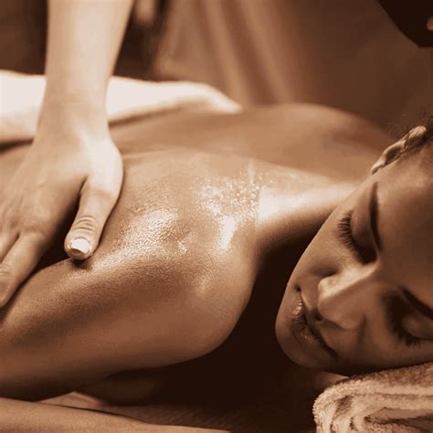 Deep Tissue Therapy - 60 minutes | Mövenpick Resort Cam Ranh