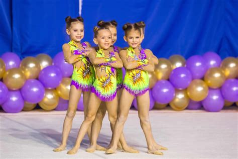 Групповое упражнение в художественной гимнастике: gymnastory — LiveJournal