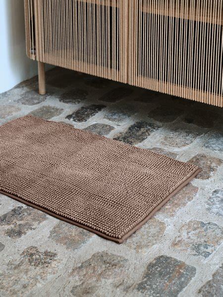Bath mat FAGERSTA 50x80 dark sand | JYSK