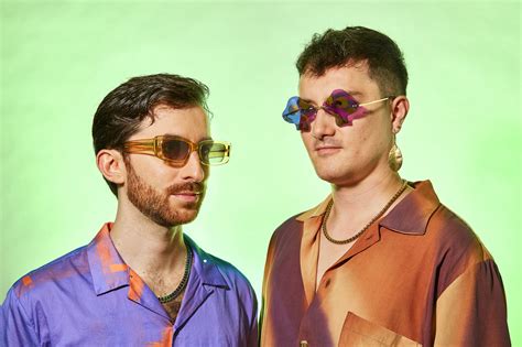 LOCAL DIALECT LANZA REMIX " SECODS AWAY" - Vinil TV