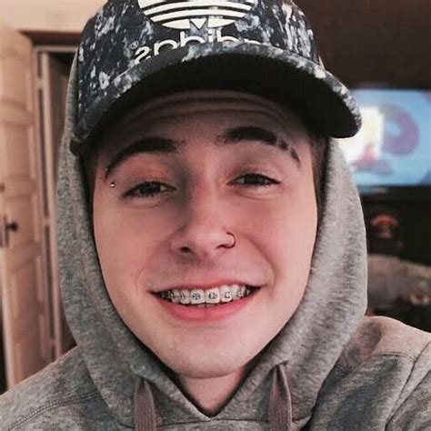 amlnzupmzypwzeovzllzocwheseljqrtcaxrs   cxffffff  rj