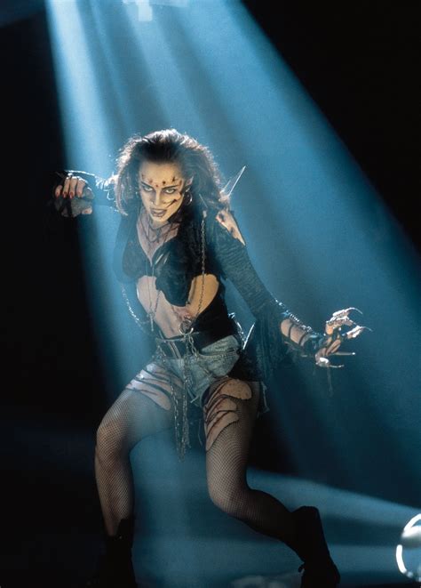 Julie Walker "Melinda Clarke" Return of the Living Dead 3 (1993