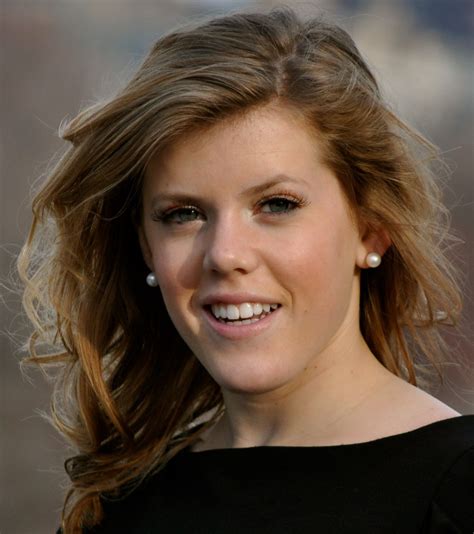 Pictures of Monika Smith
