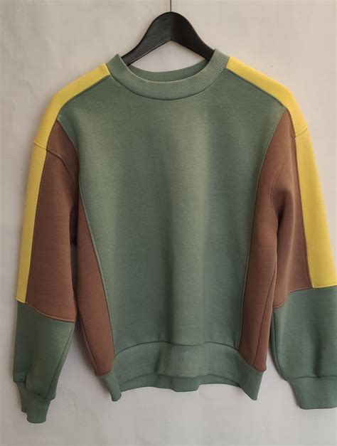Толстовки худи колор блок | Contrast sweatshirt, Cut shirts, 2020 ...