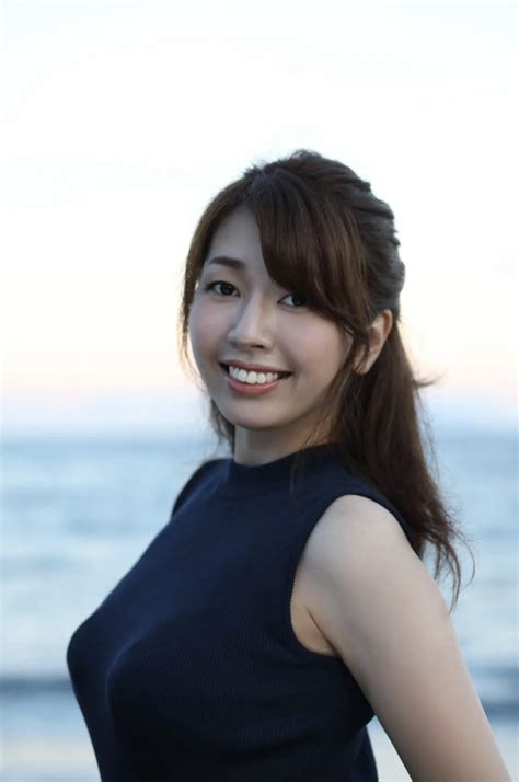 Tokai No.1 Busty Caster Kayo Sugimoto „G Cup Milk First Nude!“ FREITAG