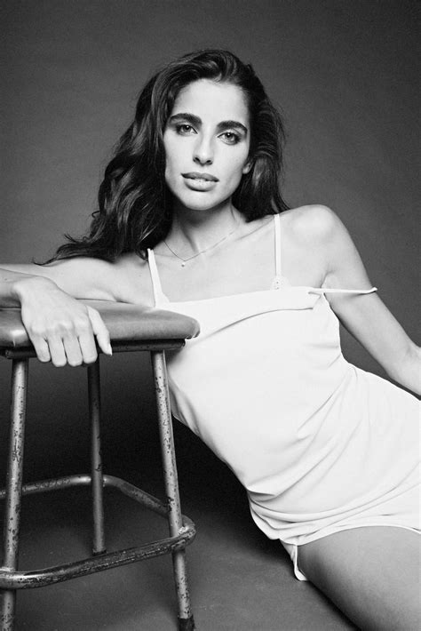 Model: Maria Jose | MMG Models