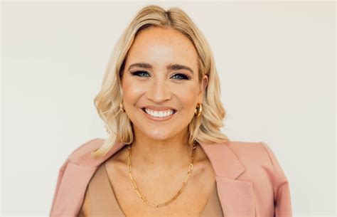 Author Chloe Elise goes deeper than money with The Pitch Questionnaire