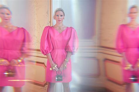 Blog » New Looklbook Featuring Elena Letuchaya