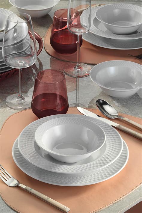 Kutahya Porselen Verona Dinner Set 18 Pcs White Porcelain