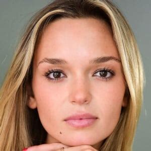 Lilah Pate - Age, Family, Bio | Famous Birthdays